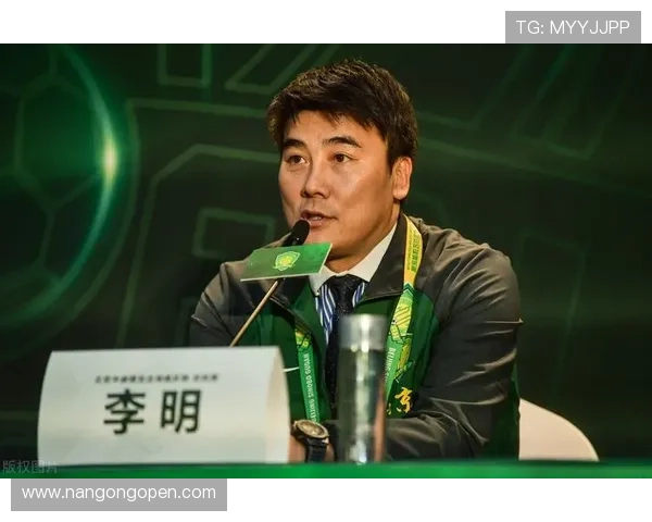 圣保利俱乐部宣布新赛季阵容更新引发球迷热议 主帅表示全力争夺晋级名额