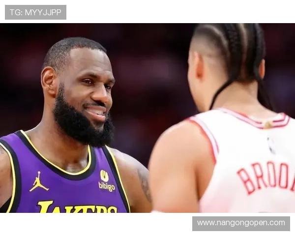 湖人迎关键胜利詹姆斯状态火热助球队稳居季后赛席位