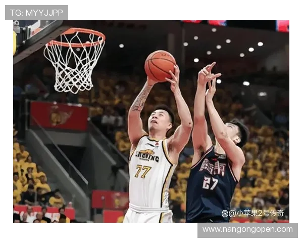 篮球赛场再现巅峰对决国内明星球员上演精彩较量