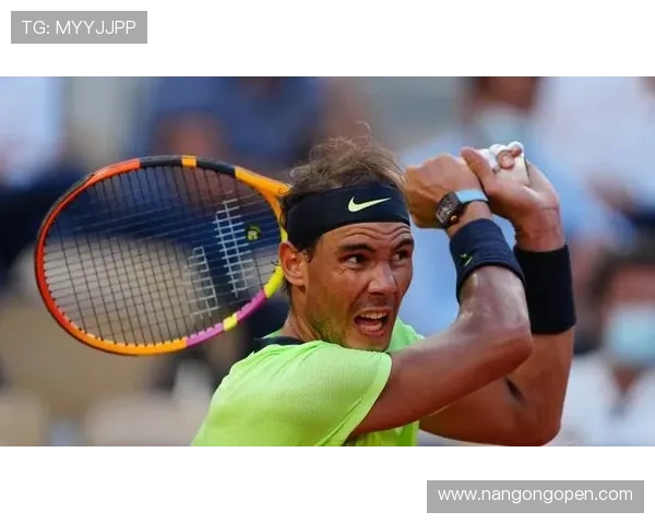 网球巨星纳达尔宣布退役 世界各地球迷送上深情告别